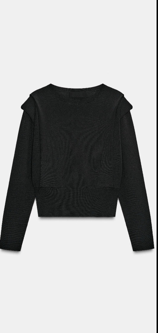 Maglia Nera Strutturata con Spalle a Volant