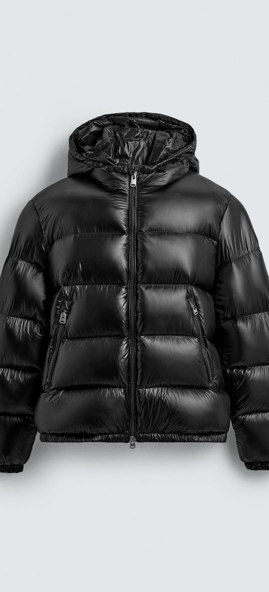 Piumino Lucido con Cappuccio – Nero